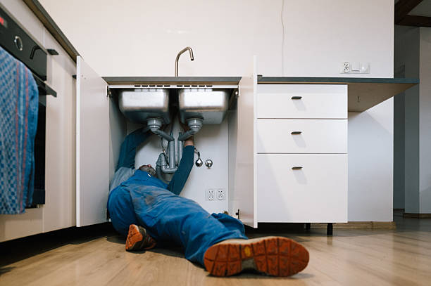 Professional Leak Detection technician working in Butte Des Morts, WI